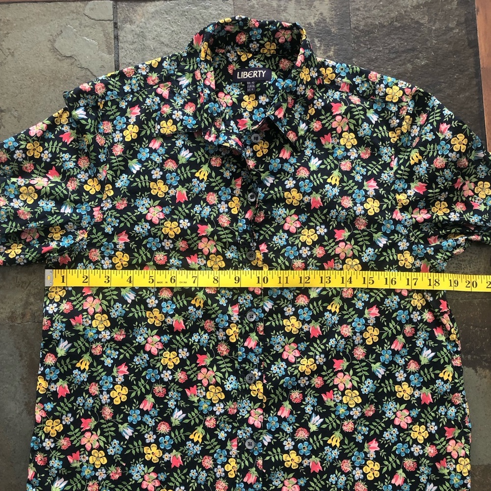 LIBERTY Women's Button Front Shirt Floral Dark Long Sleeve Collared US Size 6 - Picture 11 of 14